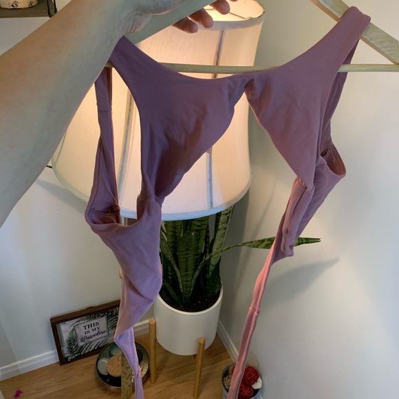 Lululemon bra - still your mind wrap around bra - Picture 5 of 6